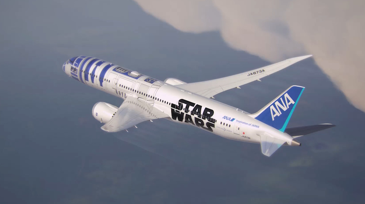 ANA's R2-D2 themed Boeing 787-9. (ANA)