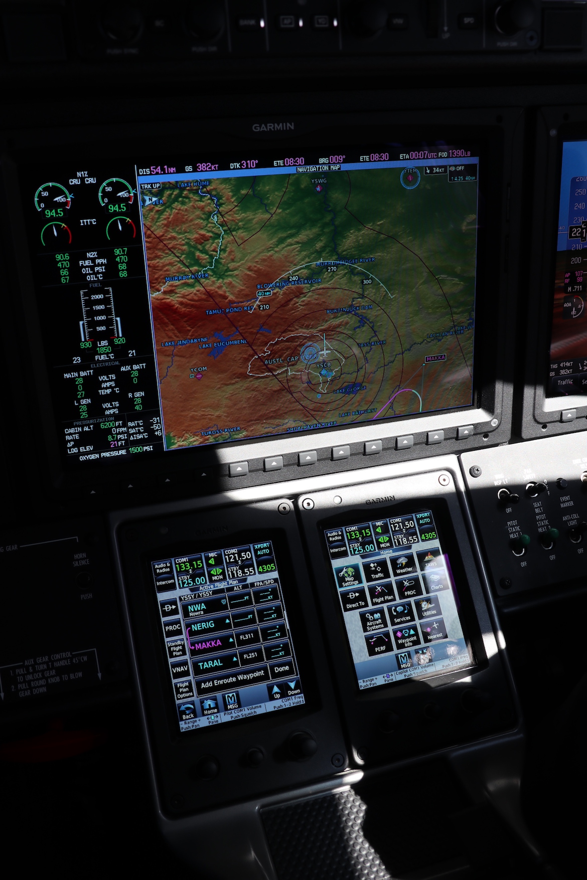A look at flight displays on the Cessna Citation CJ3+. (Owen Zupp)
