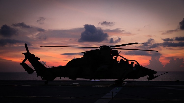A Tiger ARH on the deck of the LHD HMAS Canberra during the recent Indo-Pacific Endeavour 2019 deployment. (Defence)