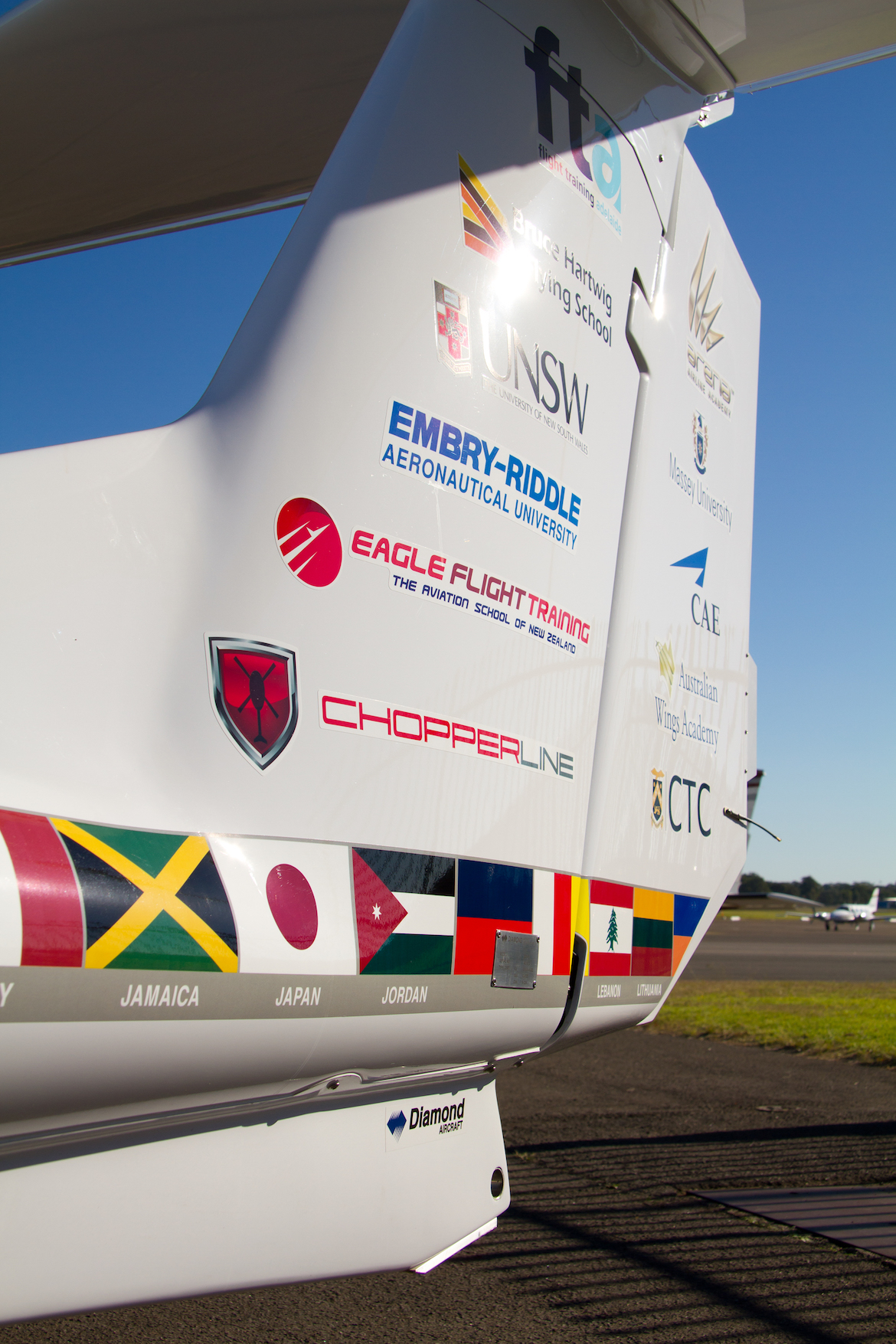 The DA40 XLT has the names flight training institutions on the fin. (Seth Jaworski)