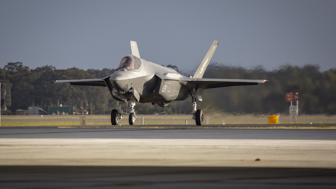 F-35A Lightning II aircraft A35-015 arrives at No. 3 Squadron at RAAF Base Williamtown. (Defence)